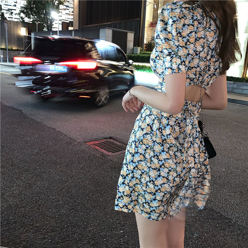 2021 new French foam sleeve floral dress women's summer retro Oriental Platycodon skirt waist cut-out backless skirt