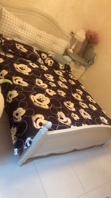 Set Chăn Ga Chuột Mickey Đen Ga Caro Cotton Poly Cực Chất (Shinbedding.shop)