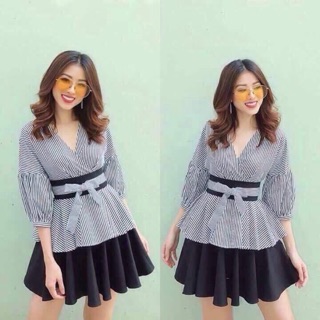 ÁO BÁNH BÈO TIỂU THƯ BUỘC NƠ