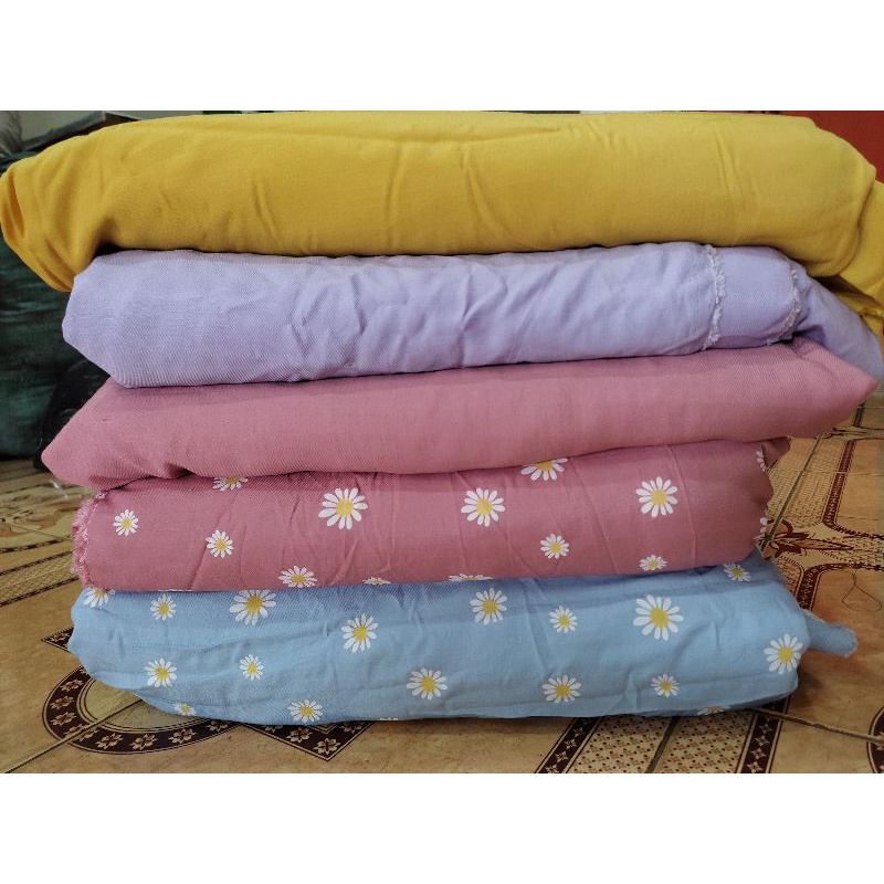 VẢI ĐŨI LỤA LÓNG CHÉO HOA CÚC