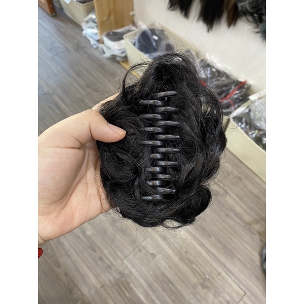 Tóc búi giả ngoặm rối