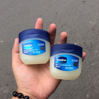 SÁP DƯỠNG ẨM VASELINE