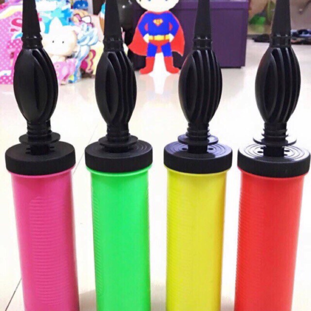 Bơm bóng cầm tay, bơm bóng bay,  bóng chữ, bóng cao su tiện dụng
