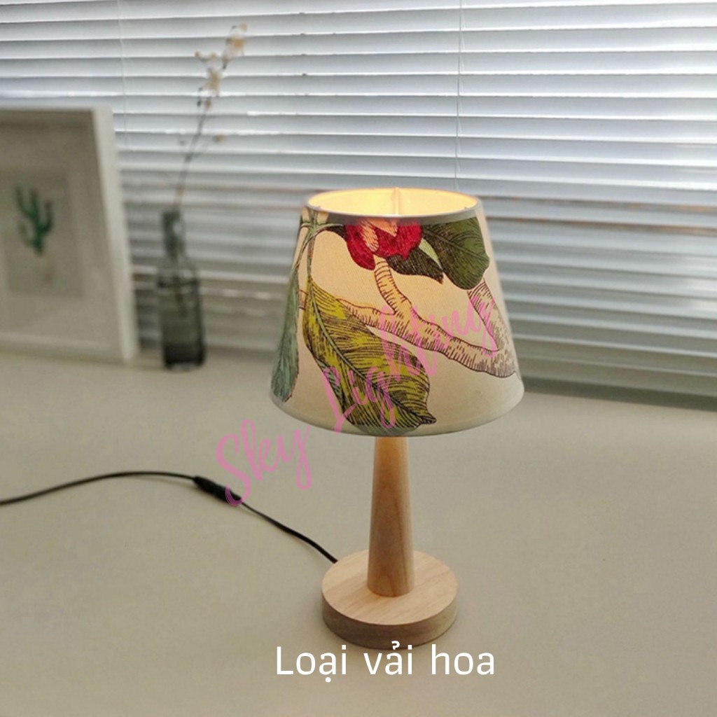 Đèn ngủ để bàn cán gỗ, đèn đầu giường phong cách Hàn Quốc