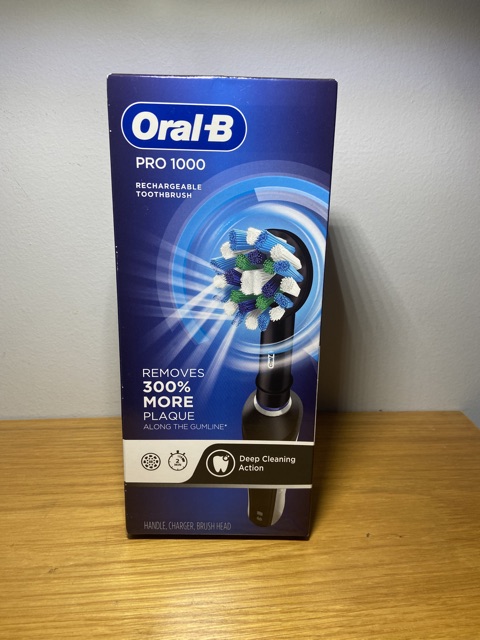 Máy đánh răng điện Oral B Pro 1000 Electric Power điện từ USA