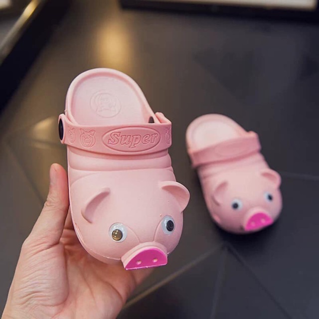 Dép lợn cho bé