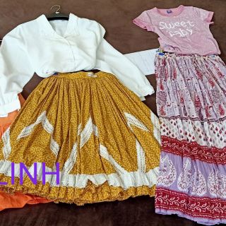 Áo sơ mi cổ vets chân váy voan dài