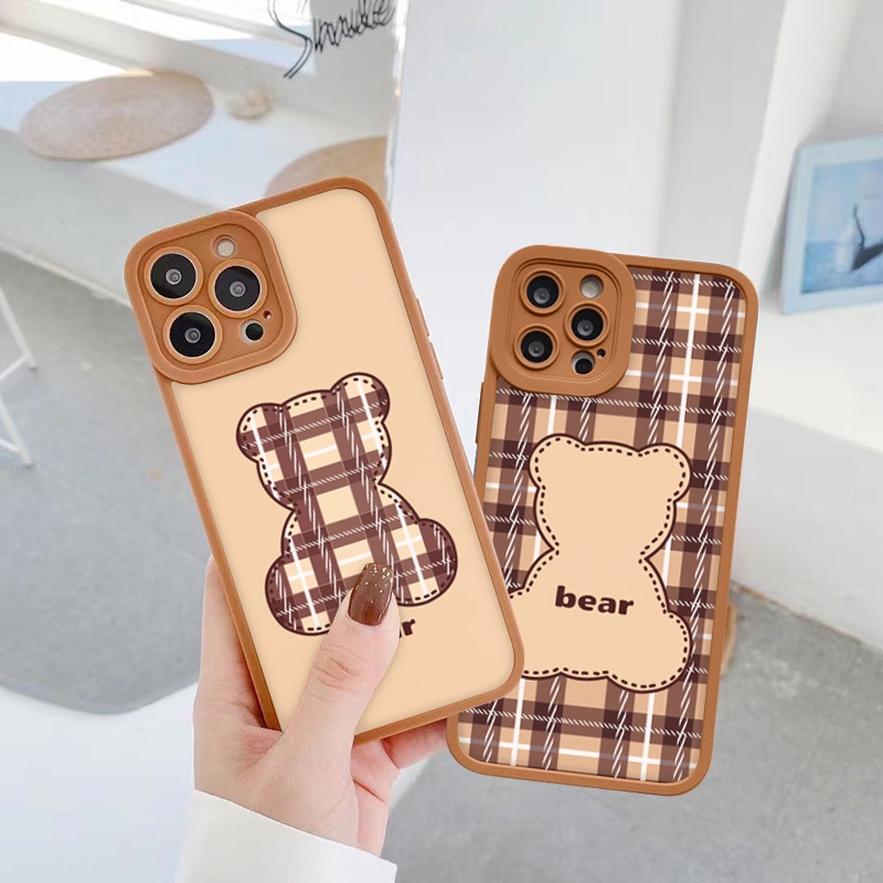 Ốp lưng iphone cạnh vuông lỗ camera bear caro 6s/6splus/7/7plus/8/8plus/x/xr/xs/11/12/13/pro/max/plus/promax-Awifi R5-1