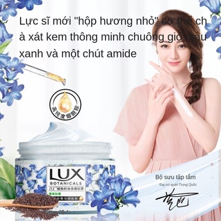 Kem tẩy tế bào chết LUX từ niacinamide thiết kế nhỏ gọn hỗ trợ làm sạch toàn thân có màu xanh dương