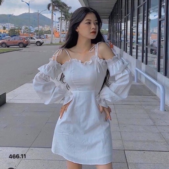 Đầm Dự Tiệc Trắng Cột Dây Trễ Vai