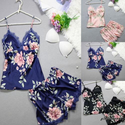 Bộ đồ ngủ họa tiết hoa trẻ trung quyến rũ cho nữ