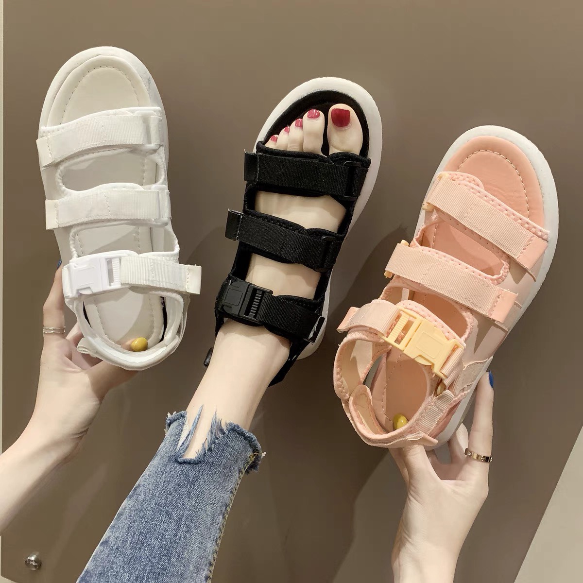 Sandal nữ quai ngang hàn quốc 3 quai dán có quai hậu sau điều chỉnh đế bánh mì êm mềm đi học đi chơi đi làm đều được