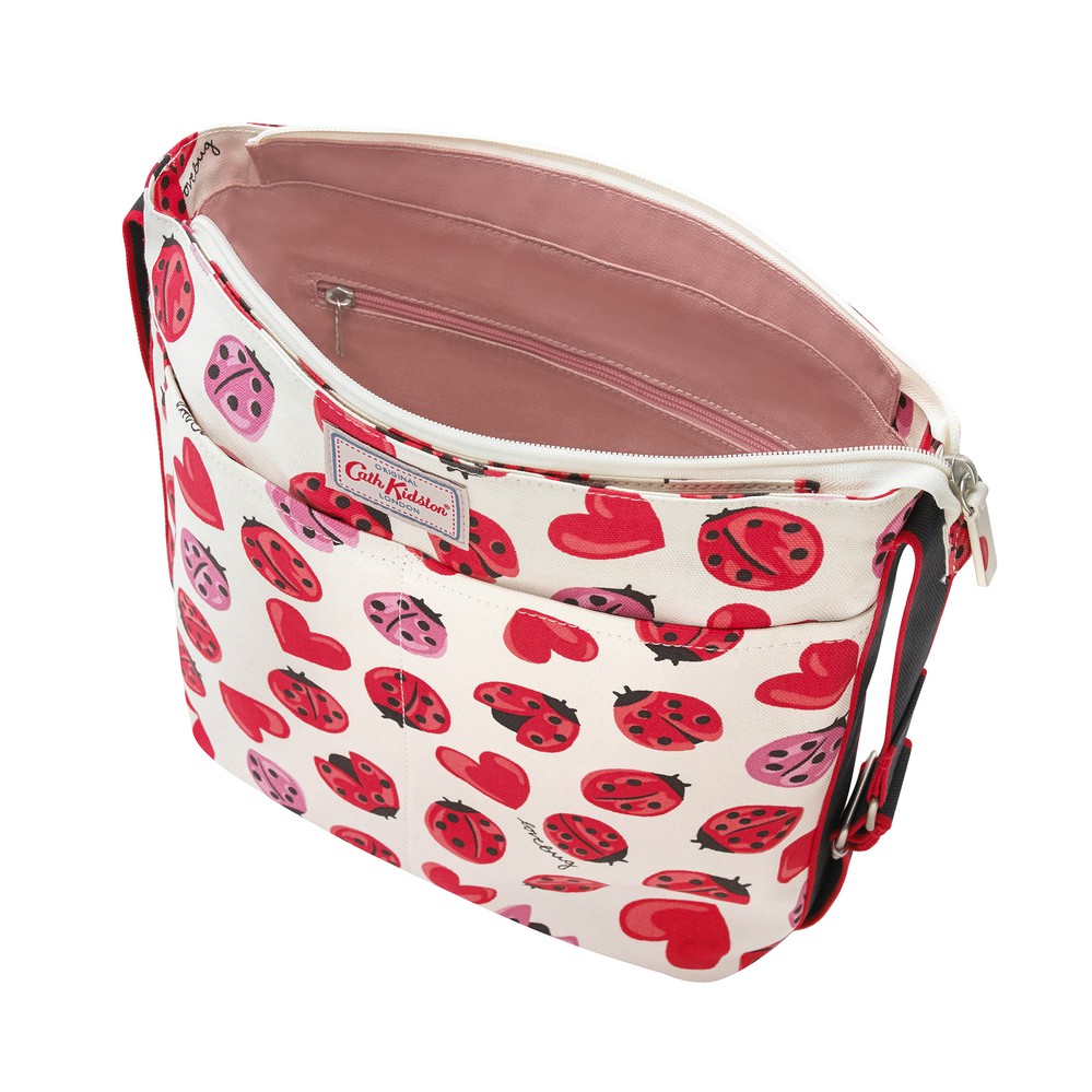 Cath Kidston - Túi đeo chéo Zipped Messenger Bag Lovebugs - 984195 - Warm Cream