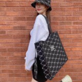 B4022 mlb ny monogram tote bag black