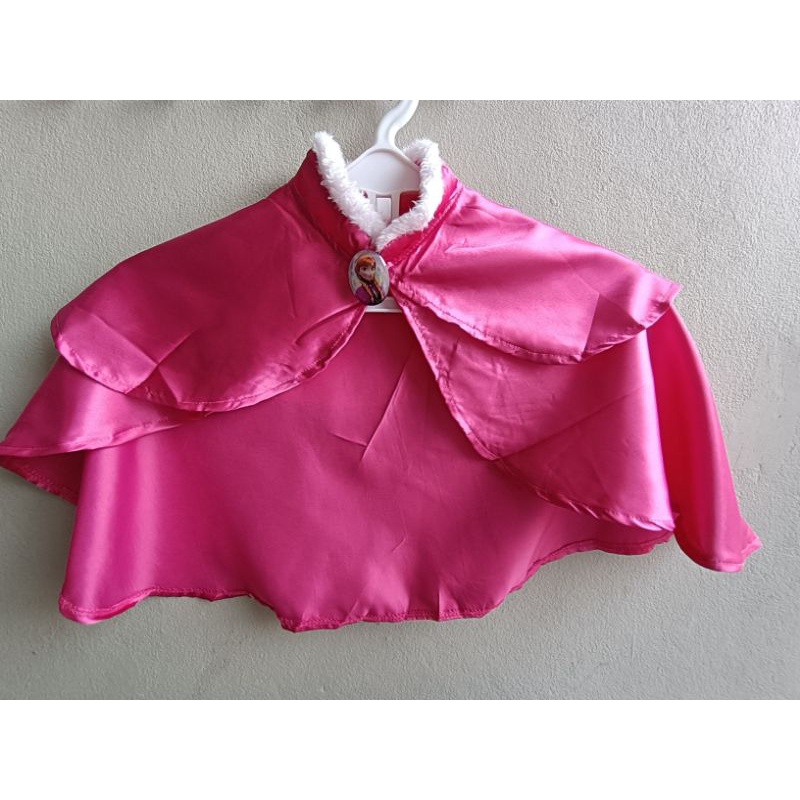 Váy đầm phong cách công chúa Anna có kèm áo choàng loại cao cấp