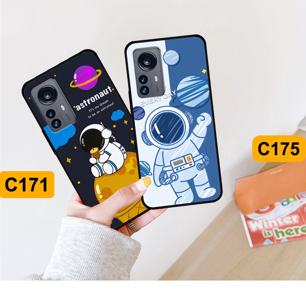 Ốp Xiaomi 12 / Xiaomi 12 Pro in hình astronaut, phi hành gia vũ trụ hottrend, độc đáo, cá tính.