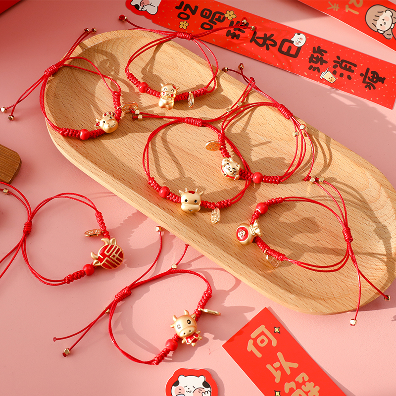 Vòng tay handmade kết hạt sứ phong cách Trung Hoa