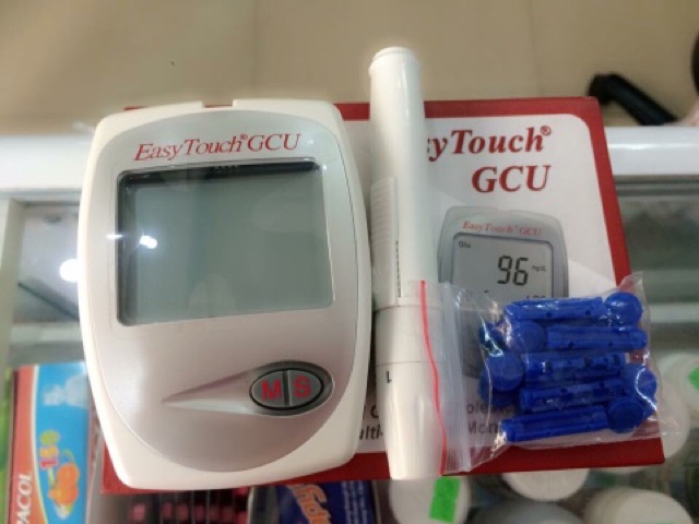Máy đo đường huyết, mỡ máu, gout Easy Touch GCU ET322