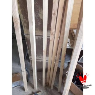 Bộ tượng gỗ hình đầu lâu dùng trong trang trí