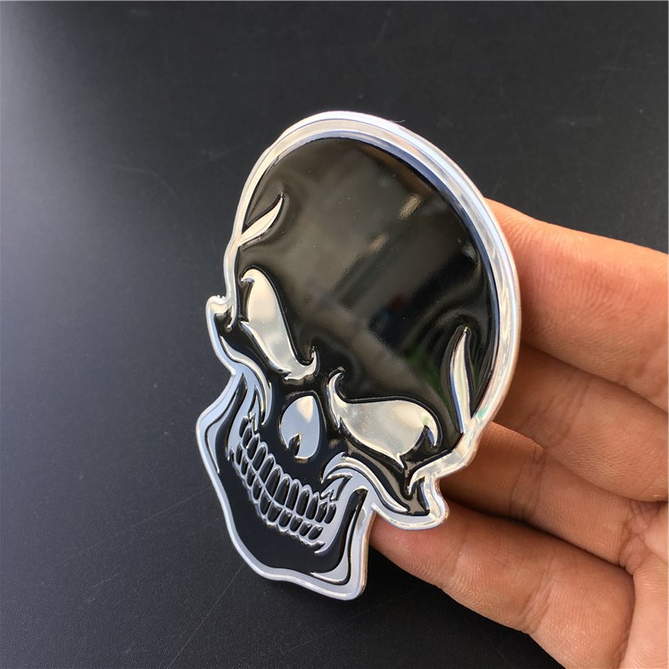 Logo 3D hình đầu lâu bằng nhôm trang trí xe oto &amp; xe tải