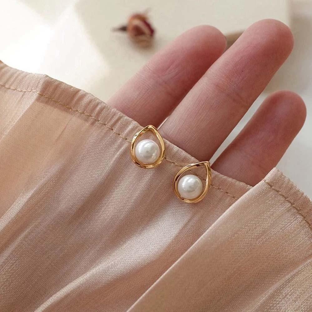 Khuyên tai thời trang dáng dài tạo hình độc đáo cho nữ