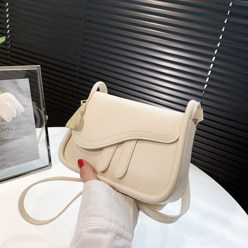 Túi xách nữ đeo chéo đẹp da dày nắp yên ngựa đi chơi phong cách hàn quốc PK 416