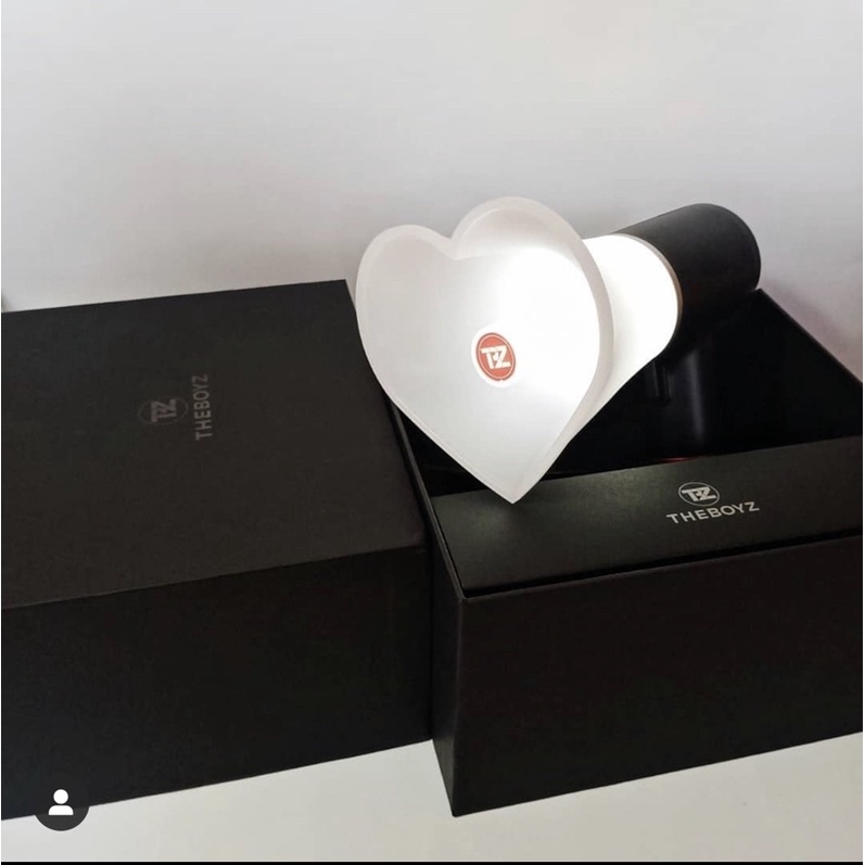 Đèn cổ vũ Official lightstick THE BOYZ