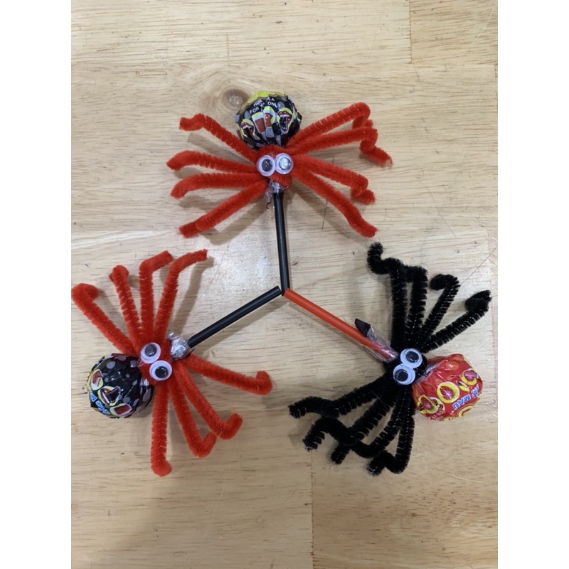 Kẹo mút halloween