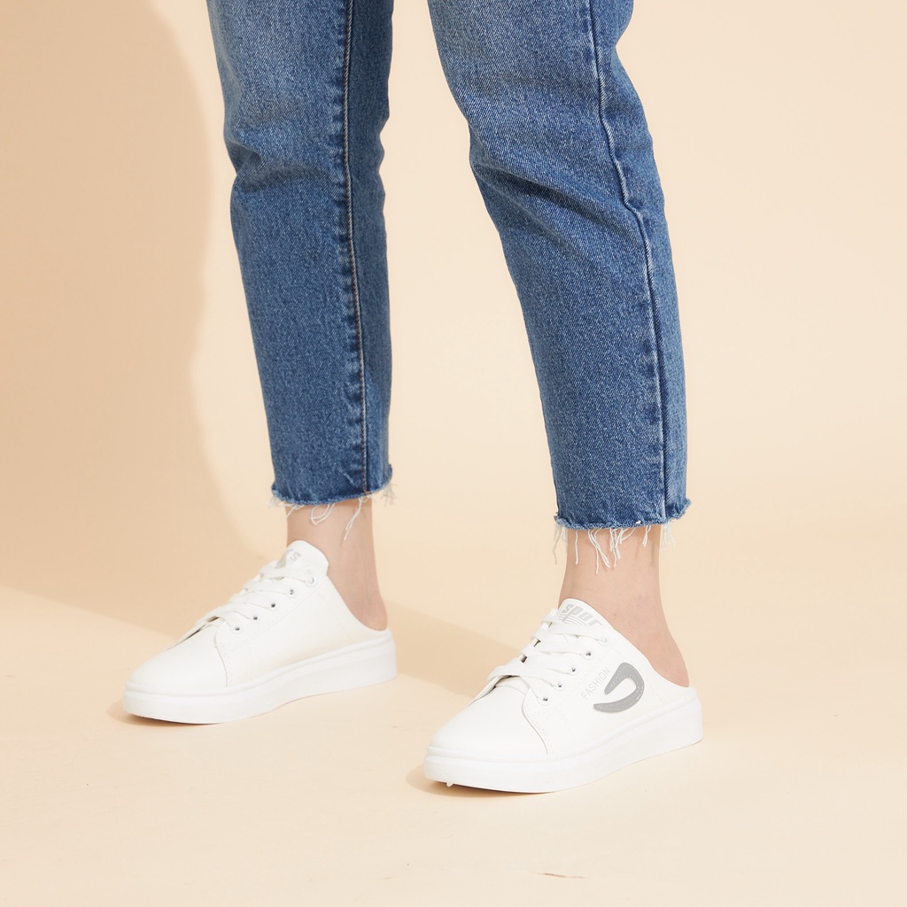 Giày Nữ MWC 0728 - Giày Sục Thể Thao Nữ Fashion Màu Trắng Đế Bằng 3cm Cá Tính