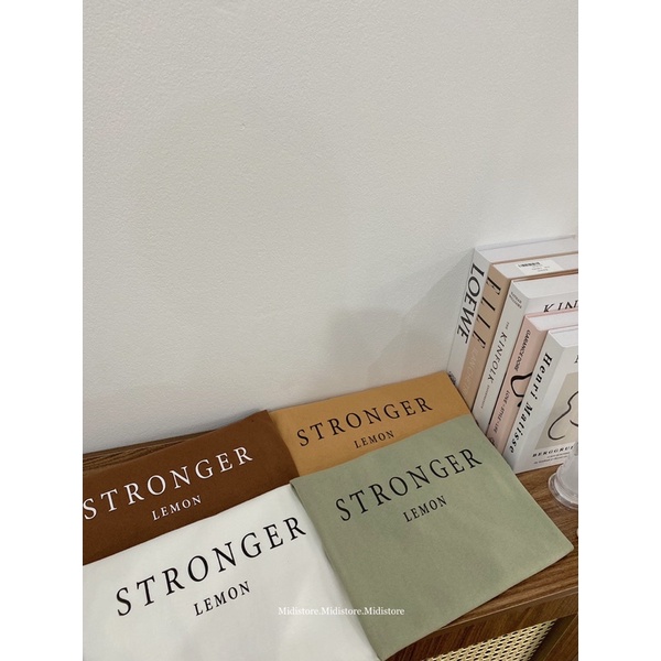 Áo Pull Stronger (2047) (Ảnh/Video tự chụp)