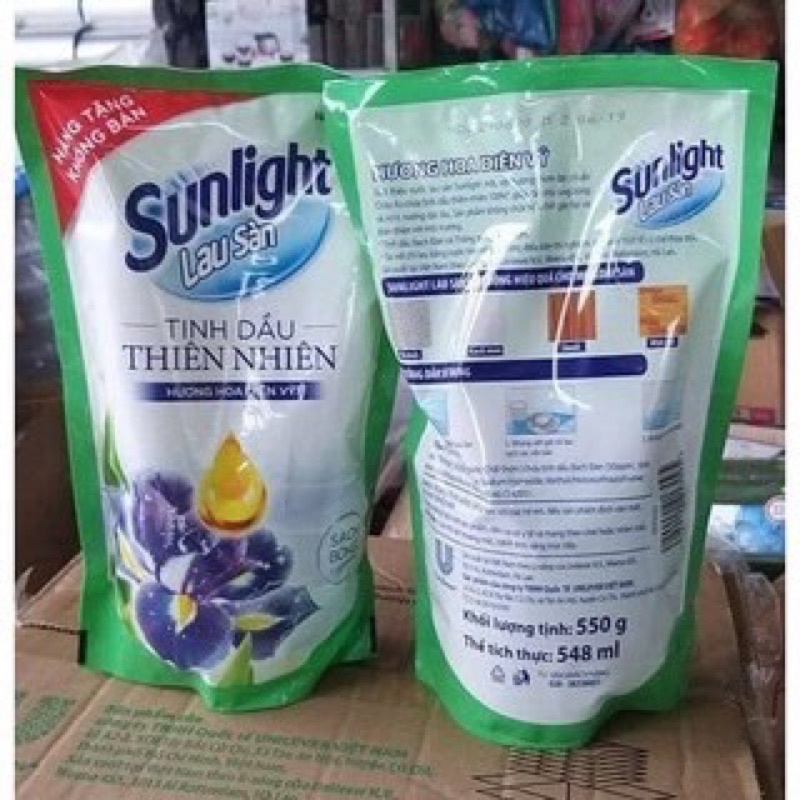 NƯỚC LAU SÀN SUNLIGHT DUNG TÍCH 550ml HƯƠNG THƠM TỪ HOA DIÊN VỸ