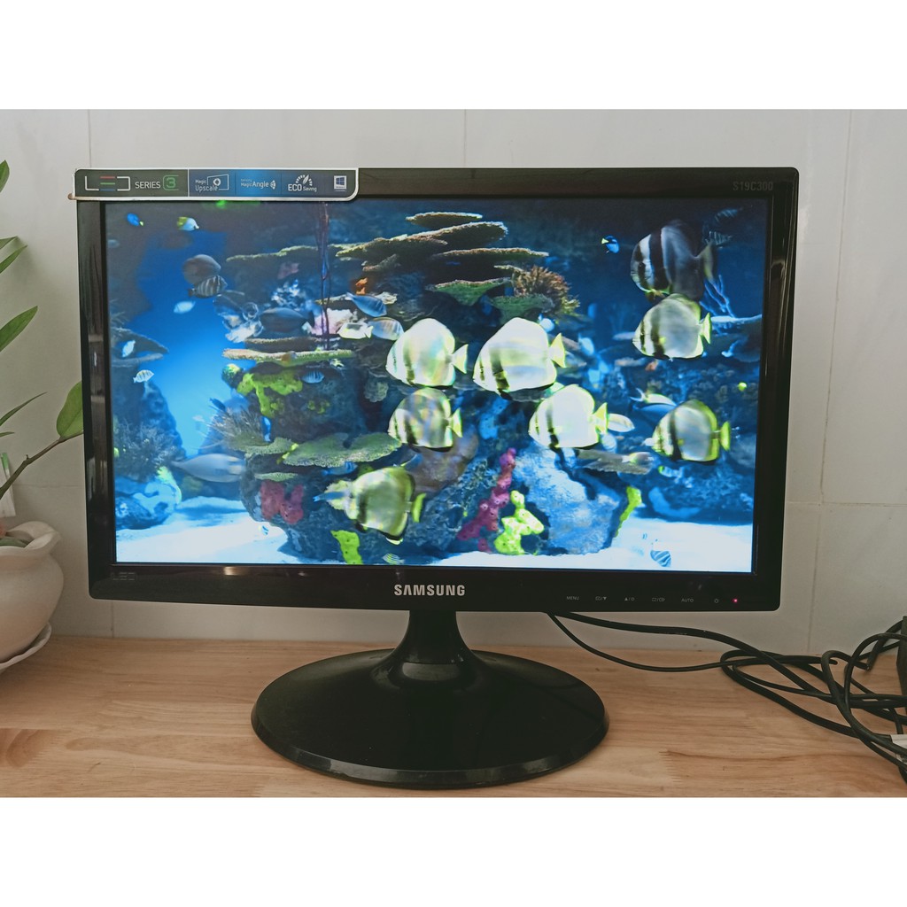 MÀN HÌNH 19IN SAMSUNG LED FULL HD LOẠI MỎNG KÈM DÂY NGUỒN VÀ DÂY VGA | BigBuy360 - bigbuy360.vn