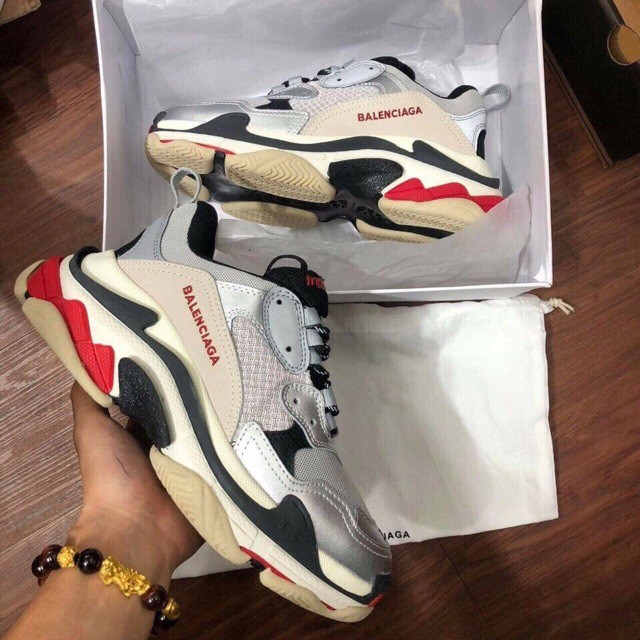 Giầy balenc bạc phản quang hàng 11