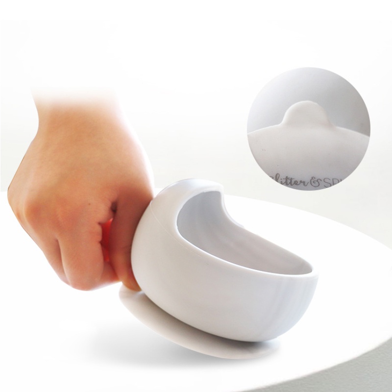 Bộ 2 Muỗng / Tô / Muỗng / Nĩa Bằng silicone Có Giác Hút Cho Bé