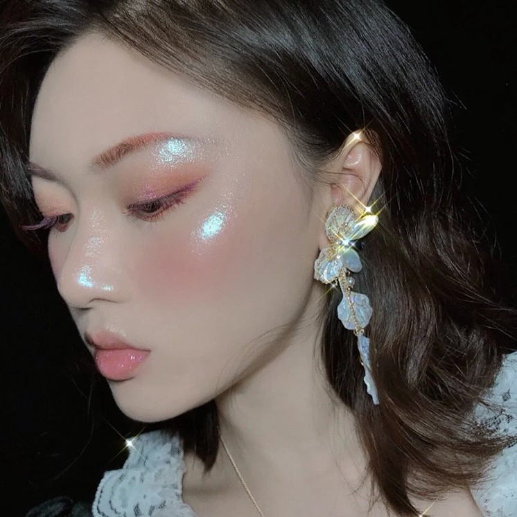 Bắt sáng nhũ lỏng dạng tuýp XIXI Highlight XIXI16 | BigBuy360 - bigbuy360.vn