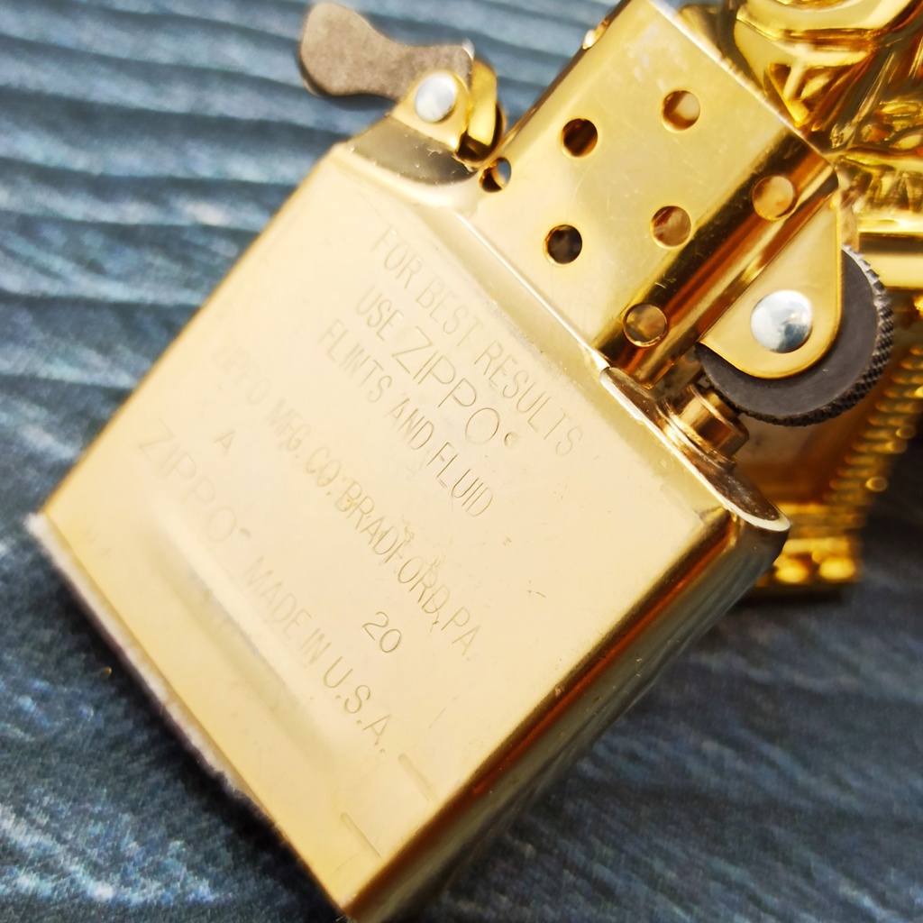 Bật zippo gold, hộp quẹt lõi vàng  vỏ dày xước High Polished Brass- KenZ