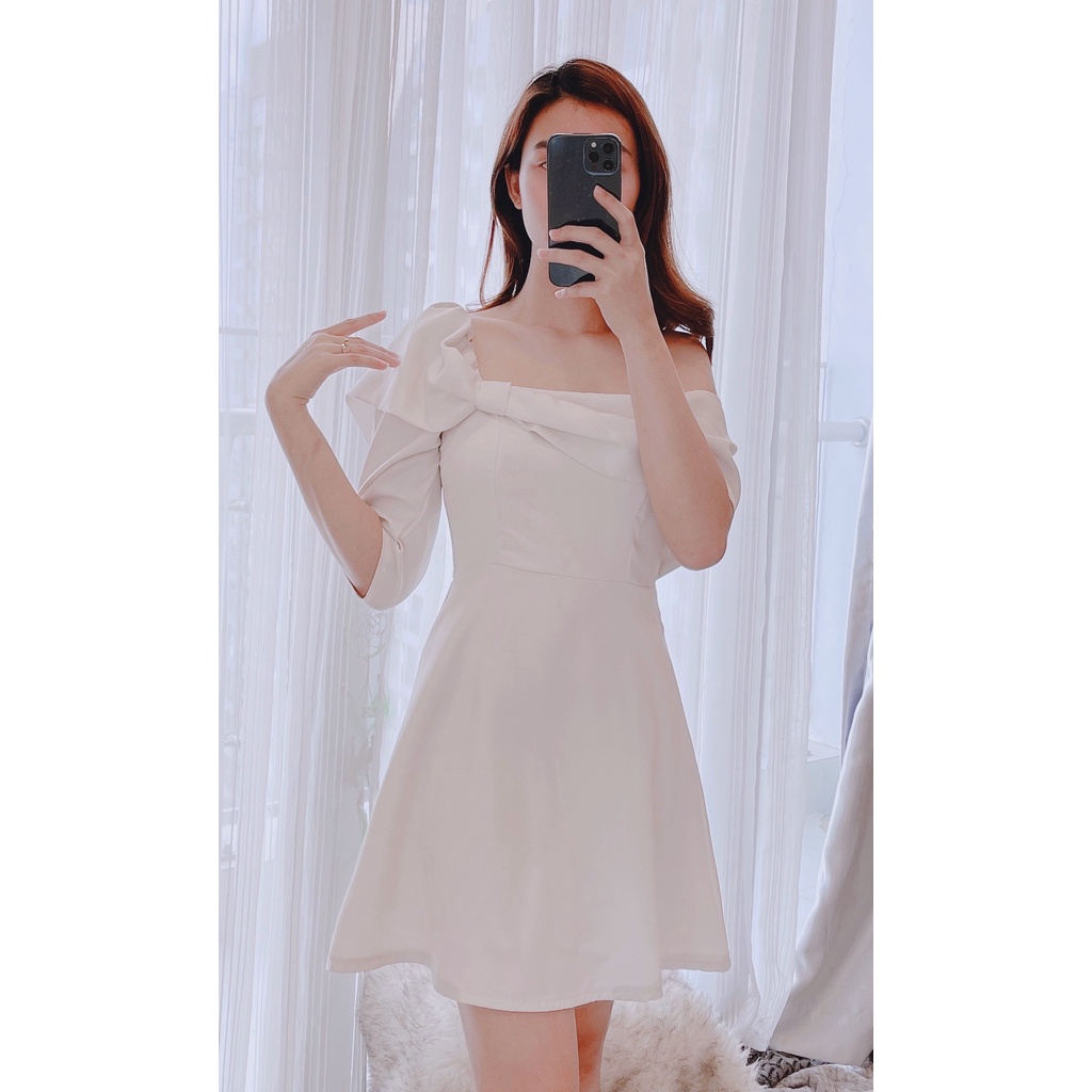 Pass Đầm trắng nơ 1 vai