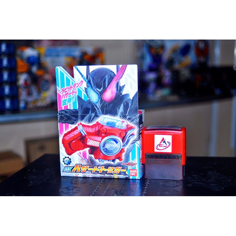 ĐỒ CHƠI MÔ HÌNH DX HAZARD TRIGGER | KAMEN RIDER BUILD