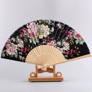 Quạt nhật cổ trang