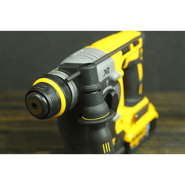Máy khoan Dewalt DCH273M1