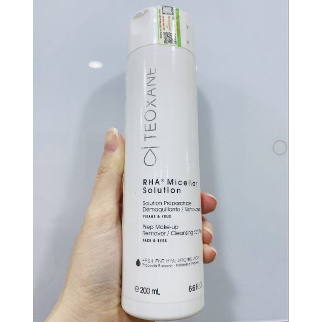 Tẩy trang Teoxane RHA Micellar Solution