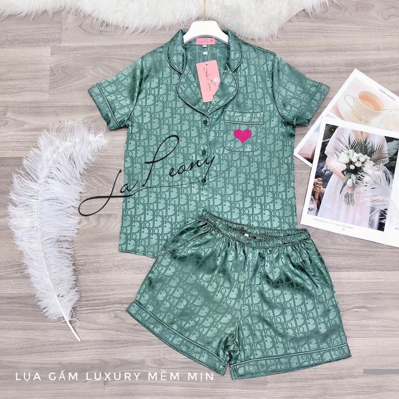 Bộ pizama lụa gấm cộc tay quần đùi mặc nhà