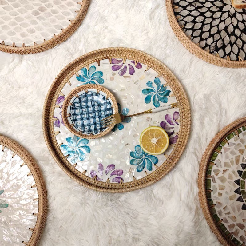 Khay mây tre đan khảm trai hình tròn cao cấp, đựng đồ đa năng hàng thủ công xuất khẩu Decor trang trí nhà Minhome