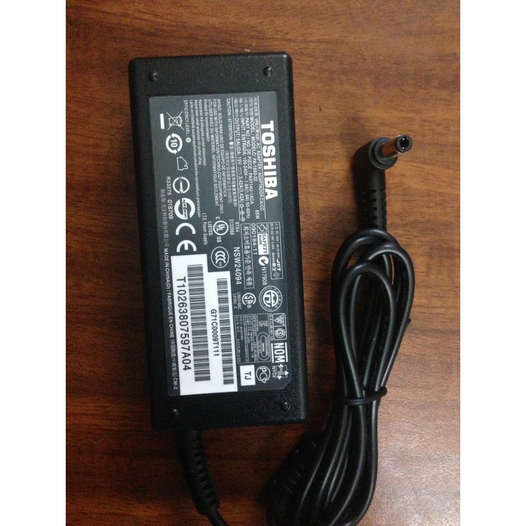 sạc laptop toshiba