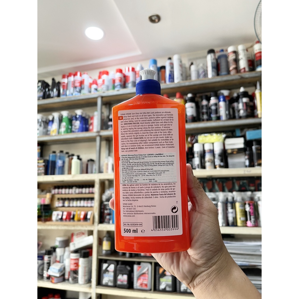 GEL DƯỠNG ĐEN VÀ BÓNG LỐP XE SONAX XTREME TYRE GLOSS GEL 235241 500ML ducthanhauto