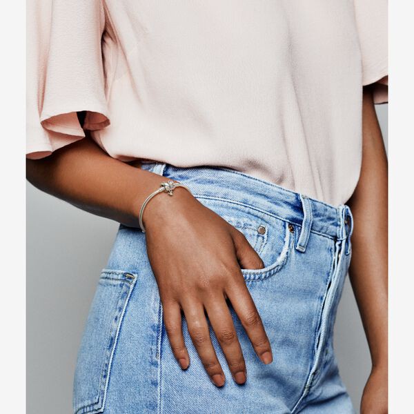 Vòng Tay Pandora Bạc 925 Mặt Hình Bướm Và Hoa Cúc Xinh Xắn