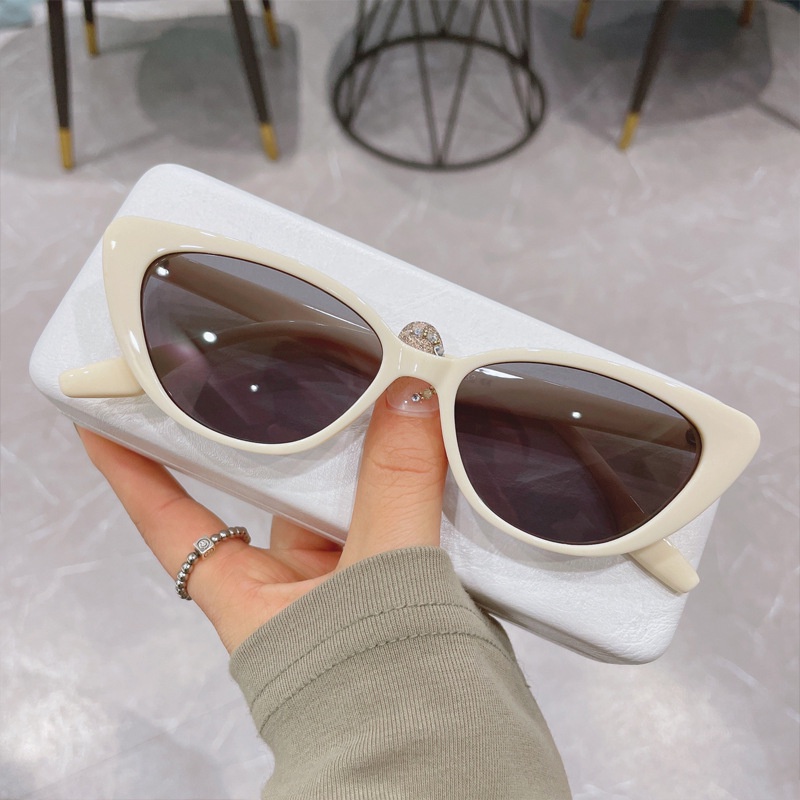 (KIQI-FASHION) COD Kính Mát Mắt Mèo Chống Tia Uv400 Thời Trang Dành Cho Nữ