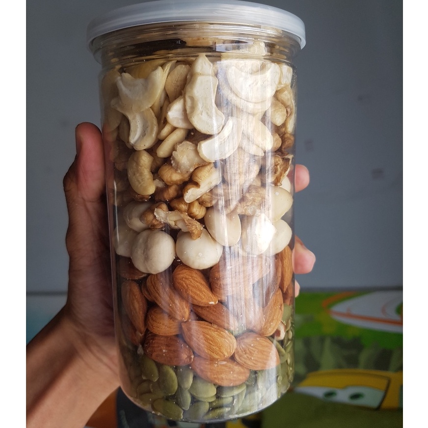 Hạt Mix Dinh Dương Tươi Cao Cấp Làm Sữa Hạt, Hũ 500gr, Gồm 5 Loại Hạt: Hạnh Nhân, Hồ Đào, Macca, Hạt Điều, Bí Xanh.