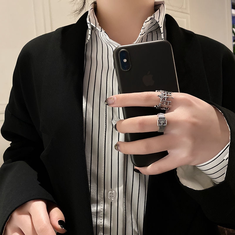 Nhẫn đeo ngón tay phong cách cổ điển cá tính thời trang