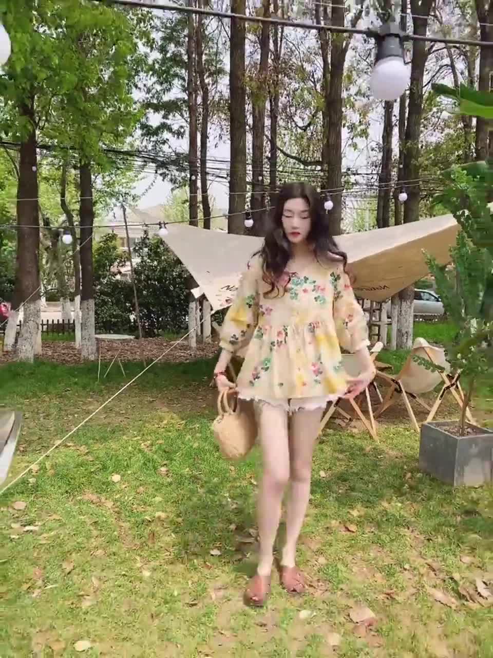 Áo kiểu mới cổ tròn cho mùa hè năng động áo phối tay phong cách Hàn Quốc | BigBuy360 - bigbuy360.vn